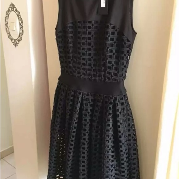 NWT - MAJE RESTANO GUIPURE LACE AND TULLE Dress in Black - Picture 4 of 6